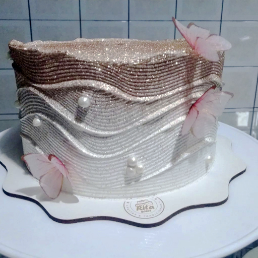Buttercream Cake  Bolos de aniversário feminino, Bolo, Bolos de aniversário